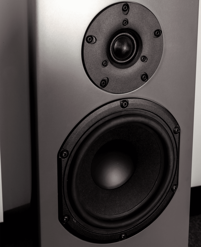 LOGOS TOWER WIRELESS SPEAKER